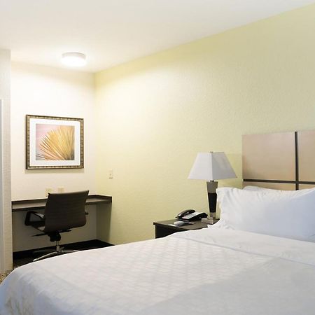 Candlewood Suites Bay City By Ihg Exteriör bild