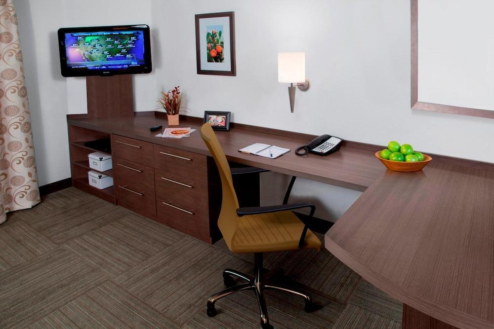 Candlewood Suites Bay City By Ihg Exteriör bild